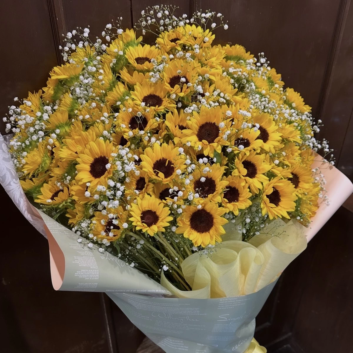 花束【ひまわりとかすみ草】